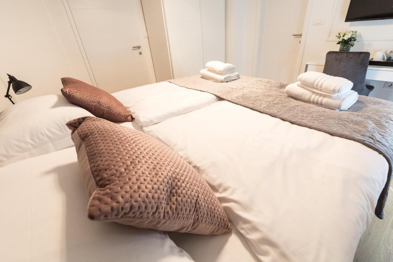 Luxury Rooms With Balcony Zadar Ngoại thất bức ảnh