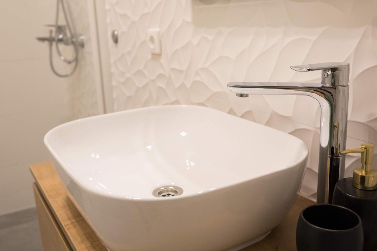 Luxury Rooms With Balcony Zadar Ngoại thất bức ảnh