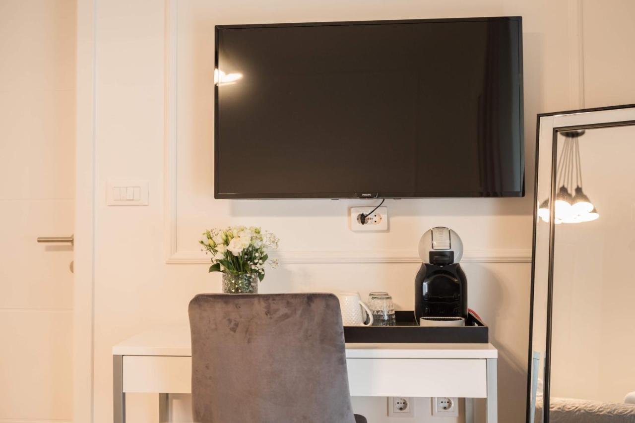Luxury Rooms With Balcony Zadar Ngoại thất bức ảnh